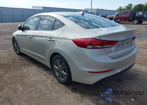 2018 Hyundai Elantra Value Edition из США, поврежденный, VIN 5NPD84LF4JH306897